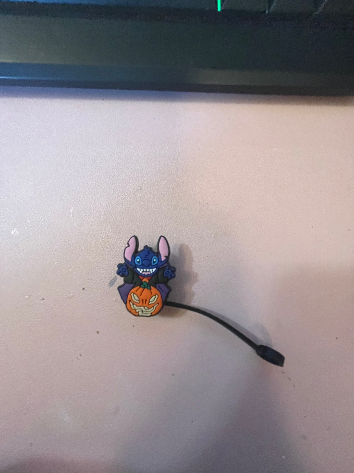 Blue Alien w/Pumpkin Straw Topper